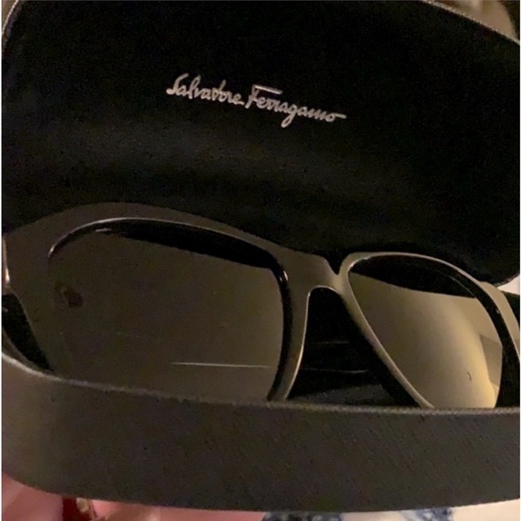 NWTC Salvatore Ferragamo square 55mm sunglasses style SF894SL made in Italy - Picture 3 of 10